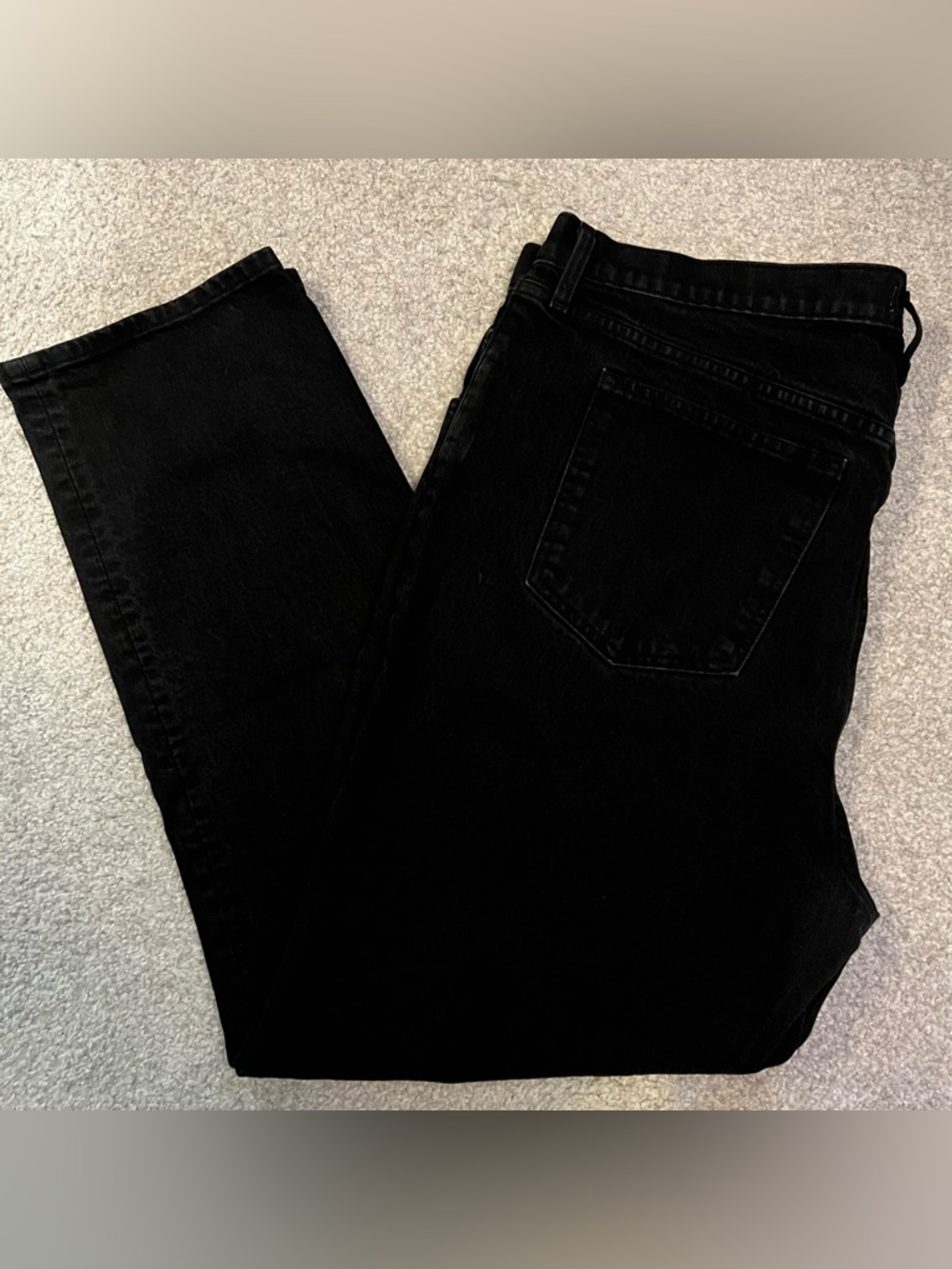 A&F Ultra High Rise 90s Straight Jean